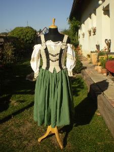 Bavorka - zelená sukně